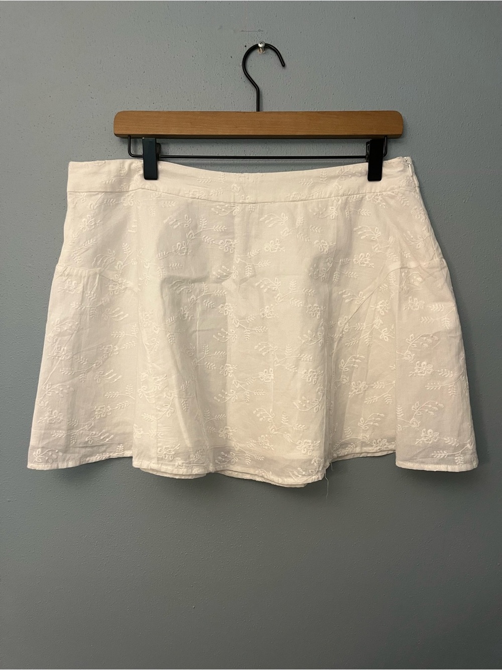 NWT Princess Polly Eyelet Mini Skirt